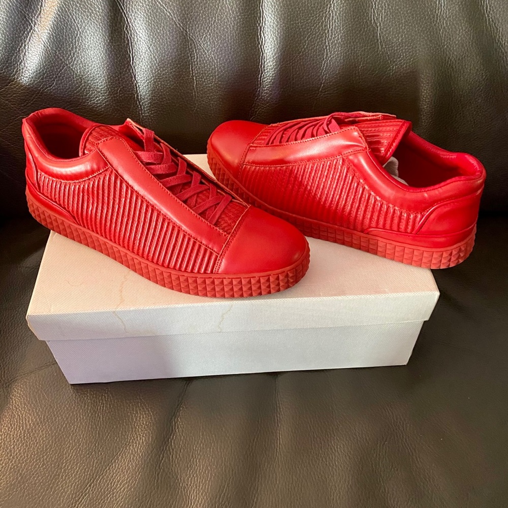 Susudio men’s red sneaker (authentic)